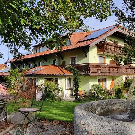 Pension Holzapfel St Georgen im Attergau Bagian luar foto