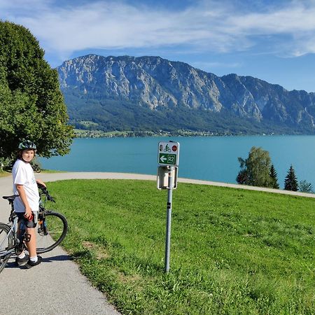 Pension Holzapfel St Georgen im Attergau Bagian luar foto