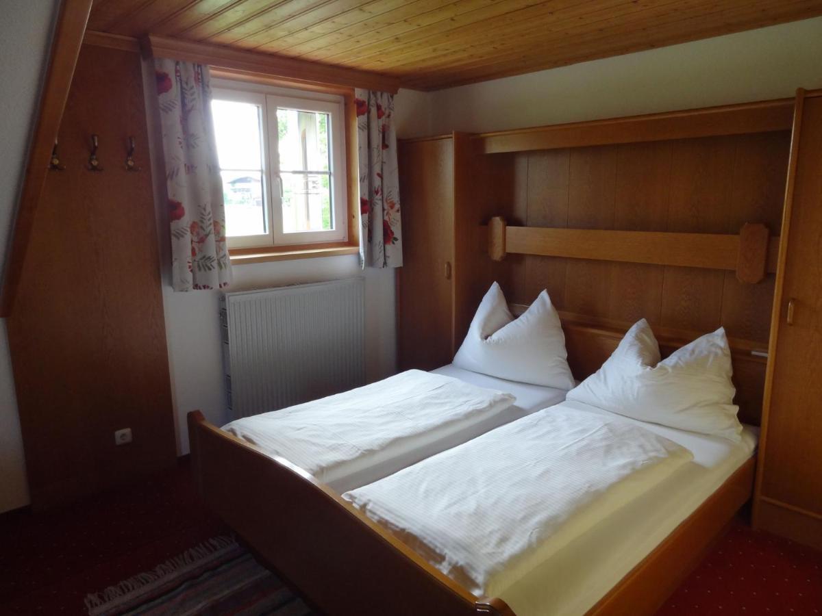 Pension Holzapfel St Georgen im Attergau Bagian luar foto